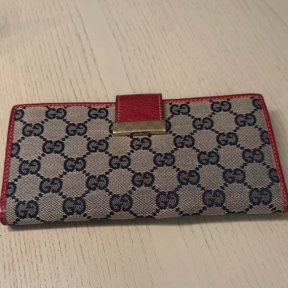 Gucci Vintage Continental Wallet - Picture 1 of 8